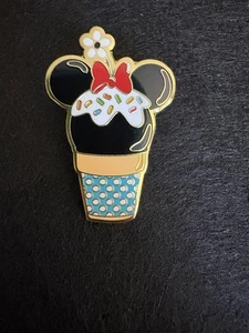 Disney Loungefly Sensational Six Snacks Pin - Minnie Mouse Ice Cream Sundae - Picture 1 of 2
