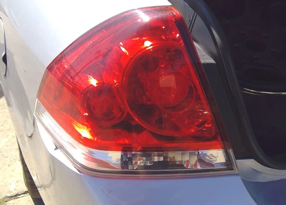 06 07 08 09 10 11 12 2013 14 15 16 Chevy Impala conductor izquierda izquierda luz trasera lámpara Foto 1 de 4