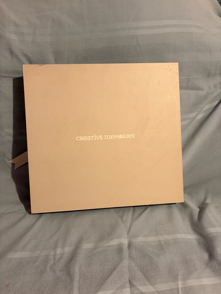 Creative Memories 2016 Navidad Pasado Conjunto en Caja Álbum Páginas Protectores Nuevo Raro Foto 1 de 4