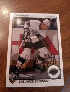 1990-91 UPPER DECK #73 LUC ROBITAILLE SIGNED AUTOGRAPHED CARD 100% AUTHINIC ๐ฅ - Picture 1 of 6