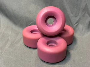 Ruedas de velocidad Santa Cruz de colección 56 mm segundos de fábrica en blanco años 80 patín Alan Petersen - Imagen 1 de 5