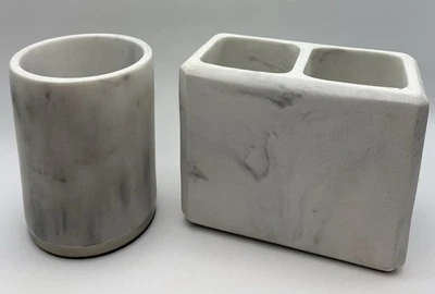 "Soporte para cepillo de dientes de 2 secciones efecto mármol blanco y gris 4x5x2,5"" y vaso 4x3""" Foto 1 de 4
