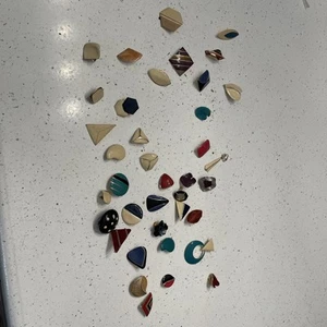 Lot Of Mismatched Clip On Earrings Vintage - Picture 1 of 5