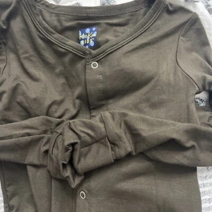 Kickee Pants Bamboo Footed Pajamas, Snaps, One Piece Size 6 Bark Brown - Picture 1 of 5