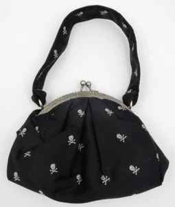 MINI MONEDERO DE RUGBY NEGRO CON LOGO CALAVERA Y HUESOS CRUZADOS RALPH LAUREN - Imagen 1 de 13