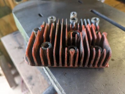 Briggs & Stratton 4 CYCLE 3 1/2 HP Tiller Engine Cylinder Head - Image 1 of 4