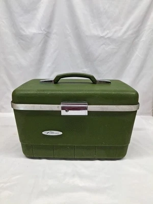 Vintage Sears Forecast Make Up Train Vanity Case Green Hard Case Tray Mirror - Image 1 of 4