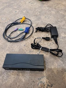 Conmutador KVM HP 4 puertos 372033-B21 / 372032-A21 / HSTNR-K001 - Imagen 1 de 4