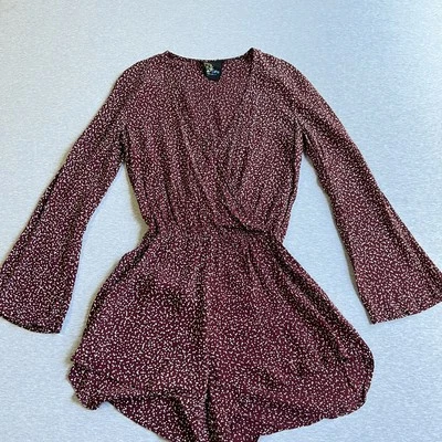 Mameluco Blue Life para mujer pequeño manga larga envolvente lunares rayón hecho en EE. UU. Foto 1 de 4