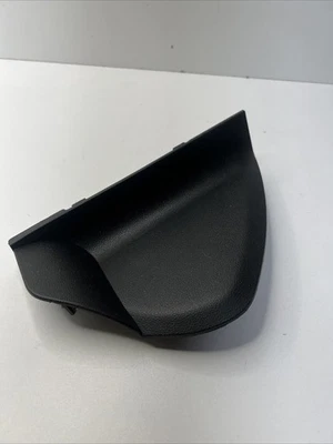 Tapa de tablero derecho Mercedes-Benz ML350 2006-2012 A1646800439 FABRICANTE DE EQUIPOS ORIGINALES Foto 1 de 4