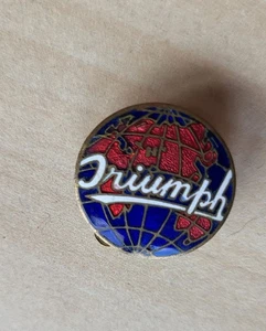 Vintage enamel Triumph Globe Logo Car buttonhole lapel badge - Picture 1 of 2