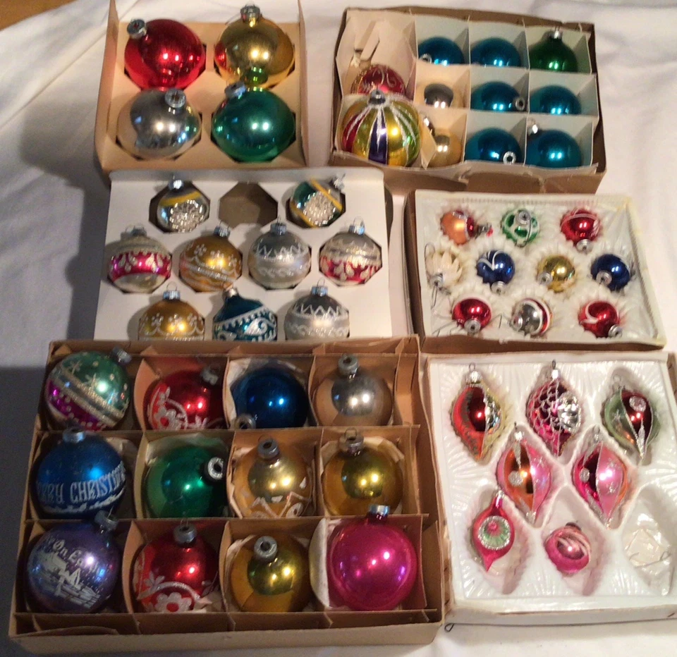 VTG SHINY BRITE CHRISTMAS ORNAMENT , TEARDROP, GLITTER, PEACE ON EARTH Big Lot  - Image 1 of 4