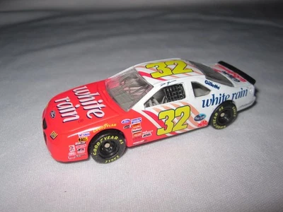 Dale Jarrett #32 White Rain Thunderbird NASCAR 1:64 Foto 1 de 4
