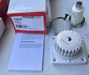 Honeywell T104B1038 Zone Valve Operator with Remote Temperature Sensing - Picture 1 of 3