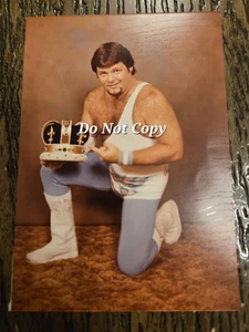 Jerry Lawler 3,5 x 5 Foto Memphis Wrestling Original Photo. Gimmick Tisch - Bild 1 von 2