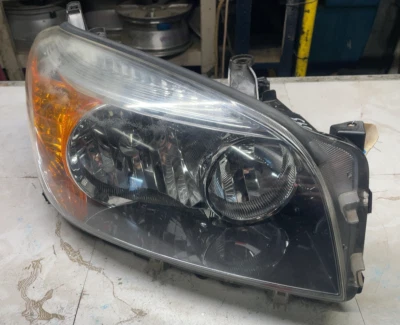 Faro delantero derecho pasajero Toyota RAV-4 2004-2005 luz OEM Foto 1 de 4