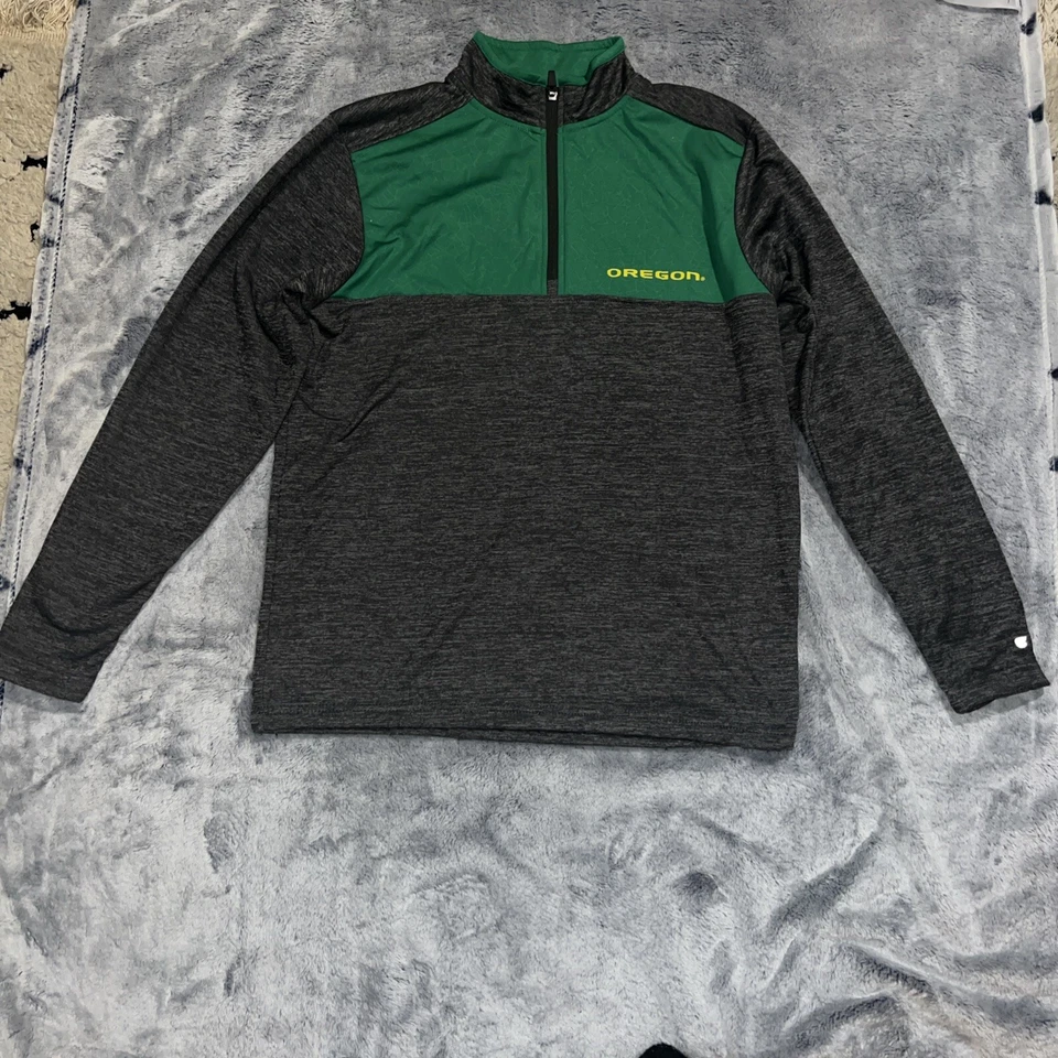 ￼ Oregon Ducks)  sweatshirt  Size Small   - Image 1 of 4