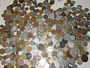 5 lbs of WORLD FOREIGN COINS, mixed bulk lot. Many Countries! Actual Pictured - Picture 1 of 15