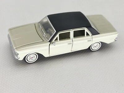 FRANKLIN MINT 1/43ème RAMBLER CLASSIC 1963  +++ - Photo 1/4