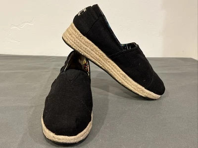 BOBS Skechers Mujer Talla 6.5 Negro Alpargatas Cuñas Espuma con Memoria Arco Almohada Foto 1 de 4