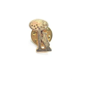 Dog and Tree Gold Tone Vintage Pin Lapel Collectible - Picture 1 of 3