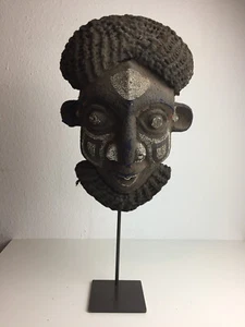 Maske-BAMILEKE-Kameruner Grasland Afrika Kamm-Maske mit Perlen - Bild 1 von 9