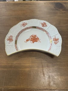 Herend Chinesischer Bouquet Rost Halbmond Salatteller - Bild 1 von 5