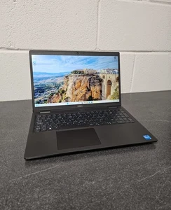 Dell Laptop Latitude 3520 15.6" Intel i5-1135G7 16GB Ram, 512GB NVMe Windows 11 - Picture 1 of 12