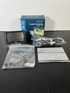 Magellan Roadmate 2230T-LM 4,3" KFZ GPS Gerät KOSTENLOSE lebenslange Karten/Verkehr - Bild 1 von 9
