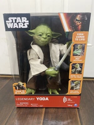 Star Wars Legendary Yoda. tres modelos totalmente interactivos, NUEVO en caja. Foto 1 de 4