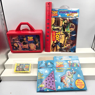Lote Toy Story 1995 Disney Pixar libro abatible-caja de lápices-libro de pegatinas-caja de juguetes R Us Foto 1 de 4