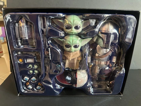 Star Wars Mandalorian & Child Grogu Beast Kingdom Egg Attack EAA-111 Figures Cover