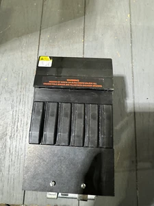 NEW TAKEOUT SQD HQO306 (6 CKT 15-30A-QU ILINE BASE) *SHIPS SAME DAY UPS* - Picture 1 of 2