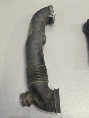 Porsche Boxster 986 Air Intake Tube 9961102216R OEM Genuine  - Изображение 1 из 4