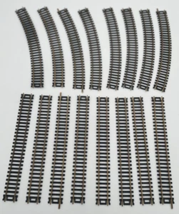Vintage Lot Of Eight Atlas 18 R & Eight 9” Straight Snap Track HO Scale - Picture 1 of 5