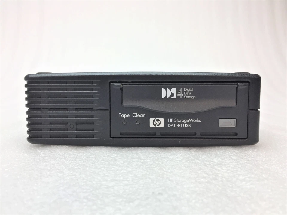 DAT 40 gb USB EXTERNAL TAPE DRIVE DW023-60005 393488-001 DDS4 DW023A - Image 1 of 1