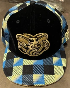 Neu ohne Etikett RAR!! NBA New Orleans Hornets Fashion Fitted 7 7/8 Cap Mütze Adidas 1 von 24 - Bild 1 von 8