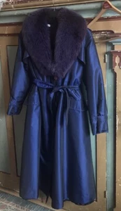 Vintage Raincoat w/ full Fur Lining and  Fox Collar - Wearable as a Vest !!! - Picture 1 of 10