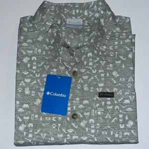 M Columbia camping hiking tent axe print mens shirt button down green S/S NWT - Picture 1 of 8