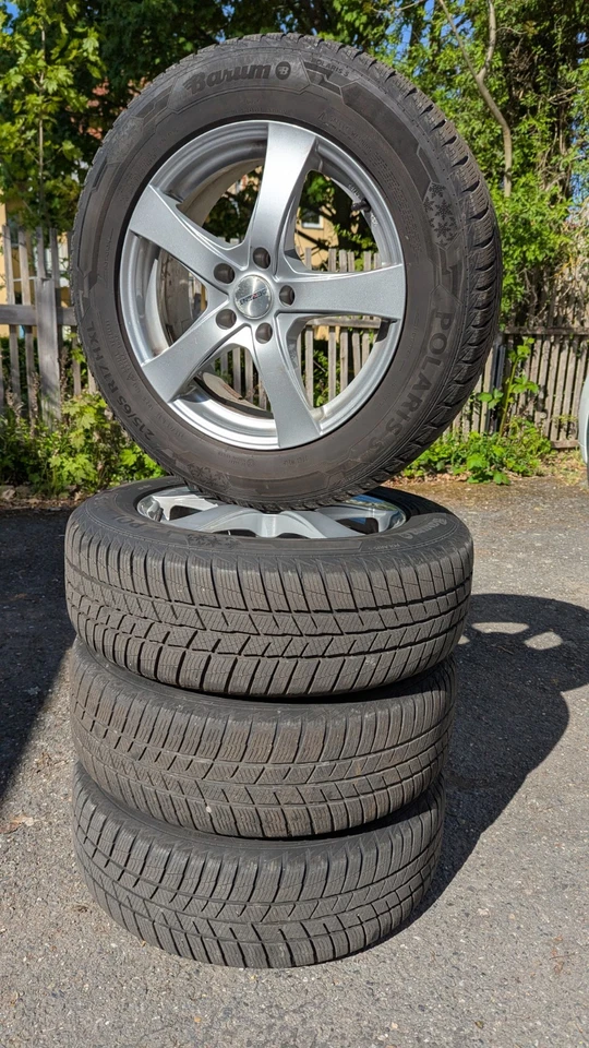 4 Räder Dezent KBA 47783 215/65R17 103 H XL Winterkomplettradsatz Polaris 5 - Bild 1 von 4