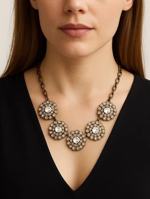 Collar J.Crew Cristal Flor Racimo Distintivo Antiguo Dorado Babero Estrás   Foto 1 de 4