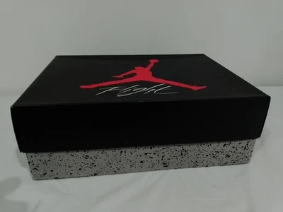 Nike Jordan 4 Retro Bred 2012 men's size 11.5 6/22/12 Pre-owned No Wear  - Image 1 of 4