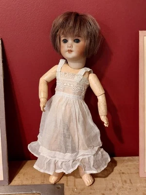 Robe chemise de nuit poupée ancienne Bleuette Jumeau Steiner Bru SFBJ  - Photo 1/4