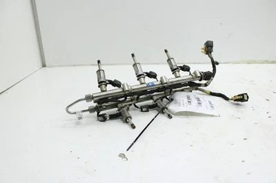 Juego de rieles de inyección directa de suministro de combustible colector inferior Ford Explorer 2020-25 3,3 L Foto 1 de 4