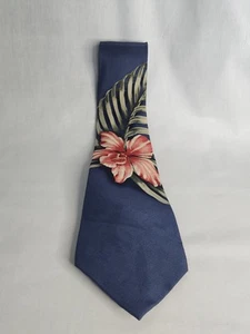 Tommy Bahama 100% Silk Men's Tie Blue With Red/Pink Hibiscus Flower - Picture 1 of 5