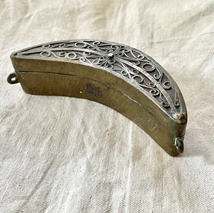 Rare ANTIQUE SOUTHEAST ASIA Philippine Crescent-shaped Brass Betel Box (Museum) - Picture 1 of 8