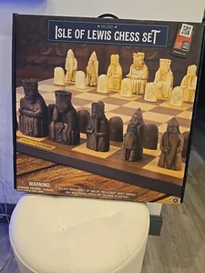 Deluxe ISLE OF LEWIS CHESS SET Chessmen, Ambasador Games Replica NEW Wood - Picture 1 of 7