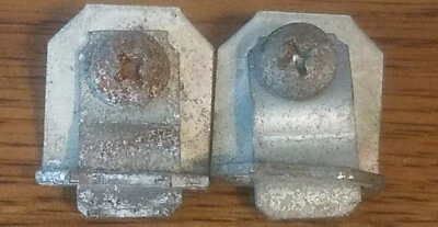 2 крепежных зажима для кабеля Volkswagen Beetle Bug коробка для свежего воздуха в сборе VW немецкие  - Изображение 1 из 4