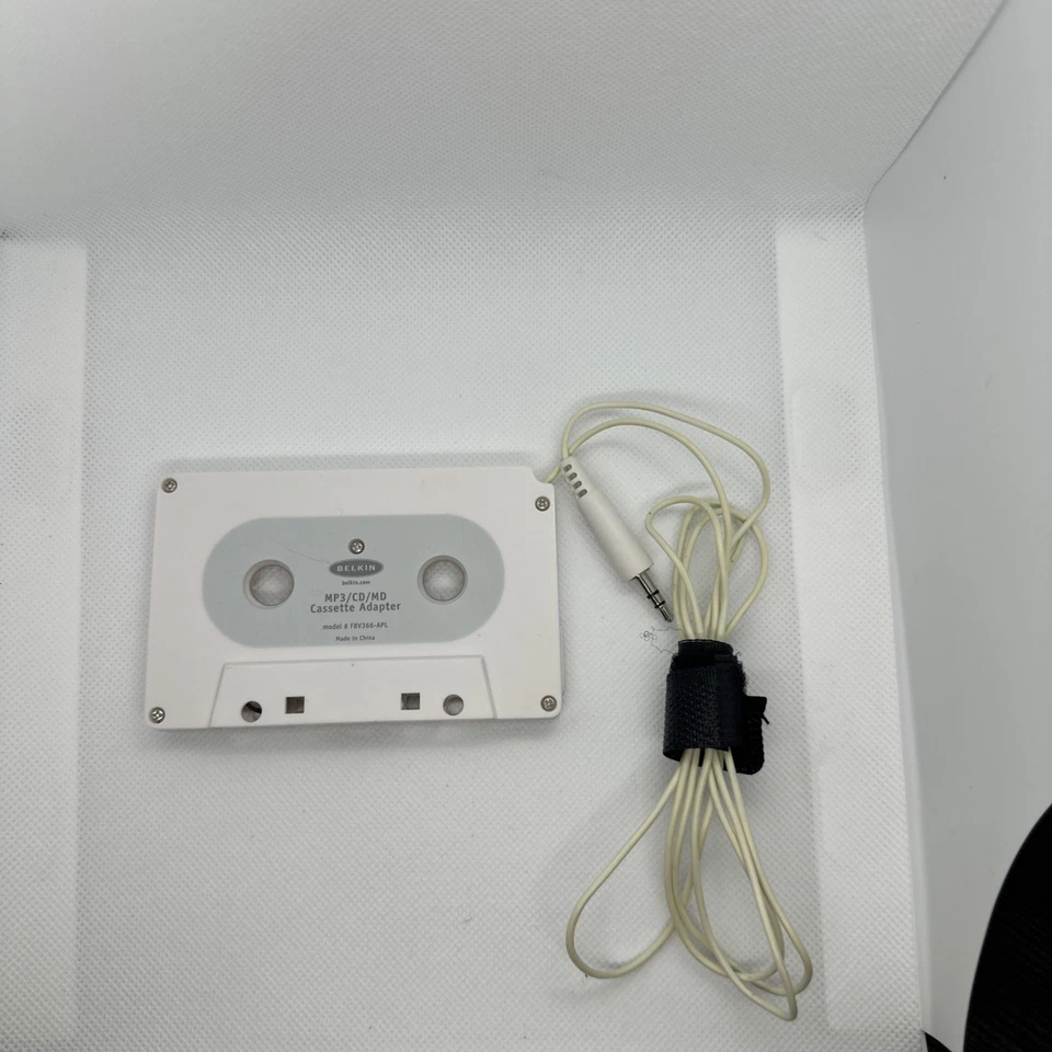 Adaptador Bellingham MP3 Foto 1 de 4