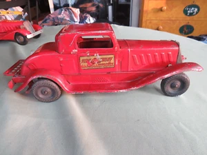 VINTAGE 1930s PRESSED STEEL GIRARD FIRE CHIEF SIREN COUPE TOY CAR 14.5"L- C MORE - Picture 1 of 8